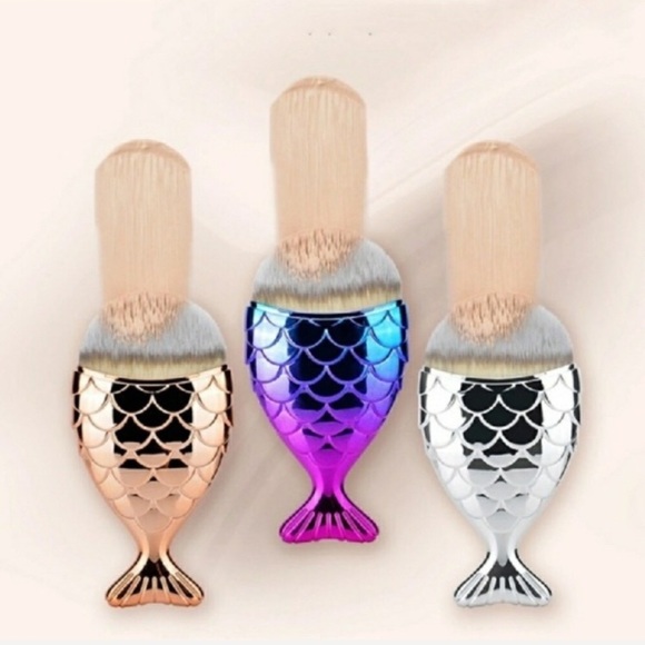 Other - Mermaid Tail Makeup Brush